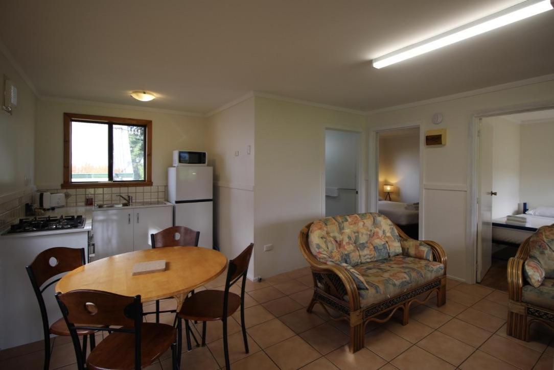 Riverscape Cottages Augusta Luaran gambar